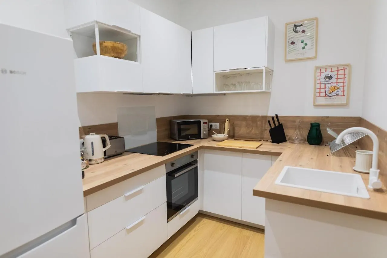 Appart Hotel Jaures - Boutique Apartments Nice