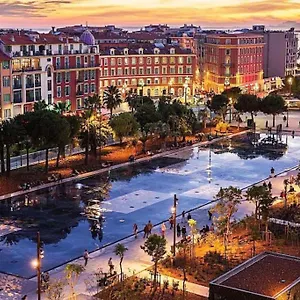 Superbe Au Coeur De ! Nice