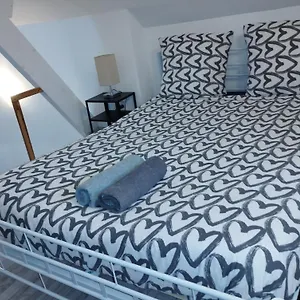 https://appartement-1-jardin-collation-5-min-de-laeroport-cdg.fr-paris.fr