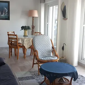https://les-trinitaires.inbrittany.com